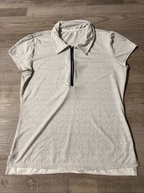 Women’s Athleta Short sleeve shirt